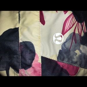 lululemon windbreaker